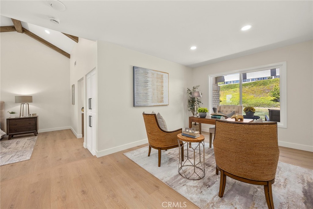 3412 E Longridge Drive