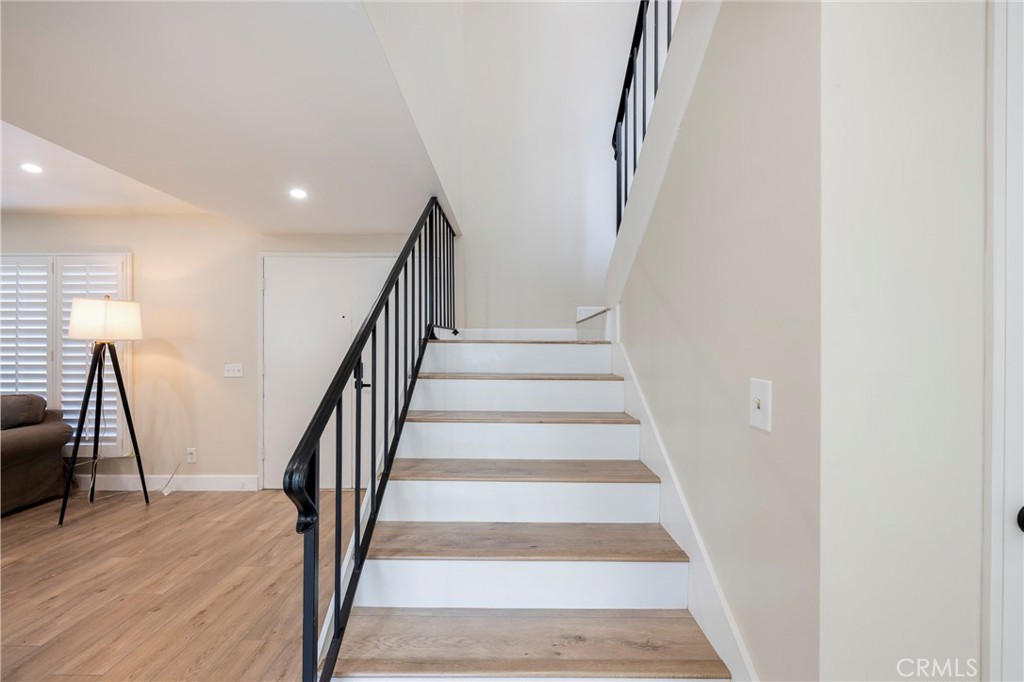 14121 Uxbridge Street