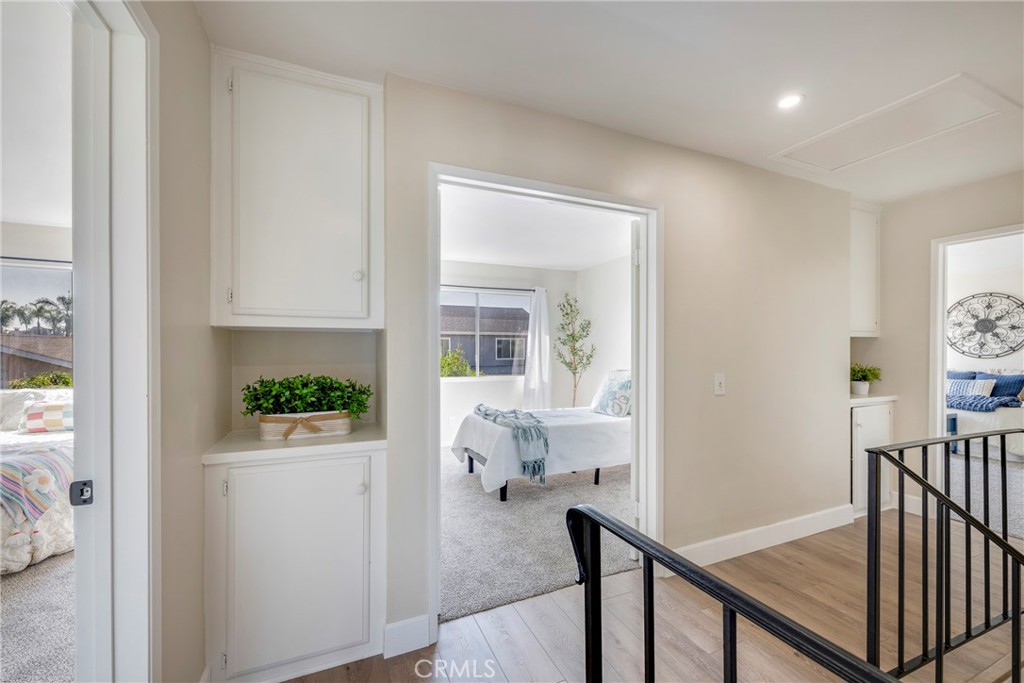 14121 Uxbridge Street