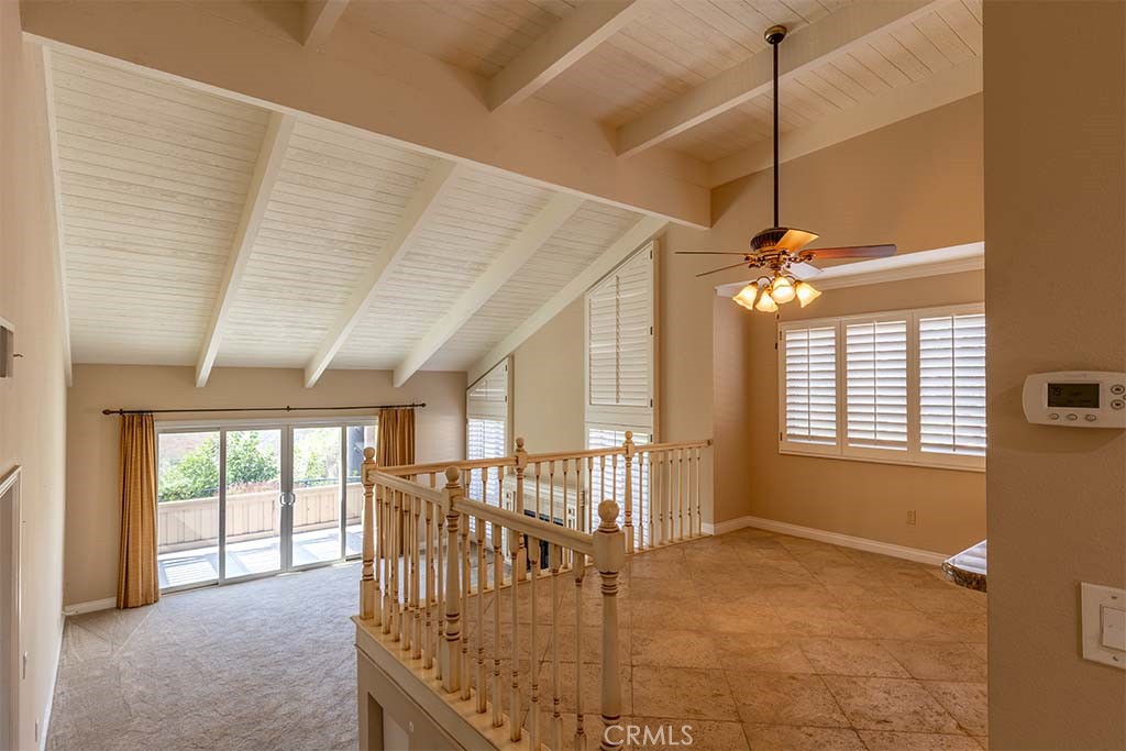 407 Thunderbird Court