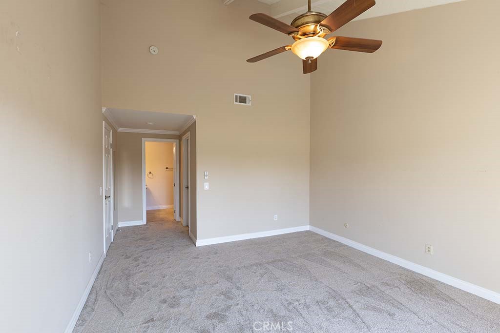 407 Thunderbird Court