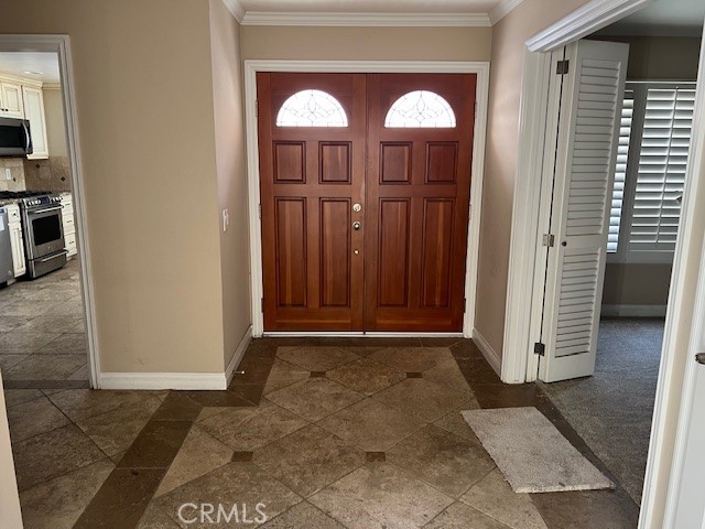 407 Thunderbird Court