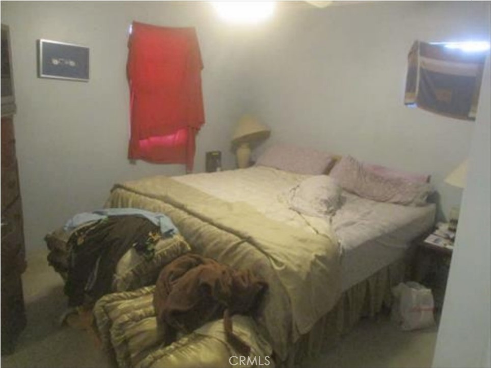 1521 S Cloverdale