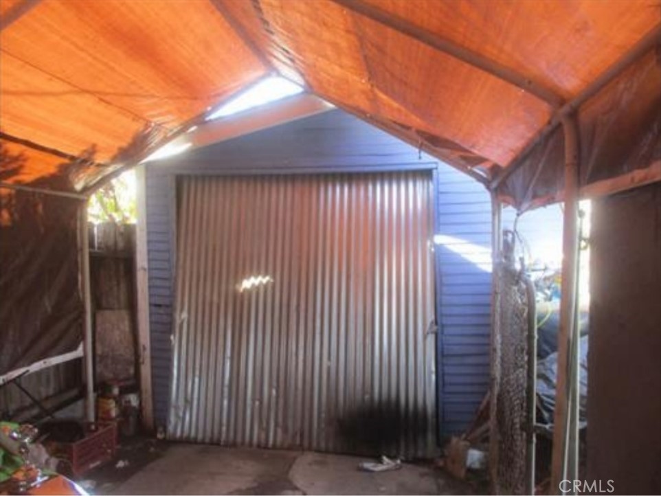1521 S Cloverdale
