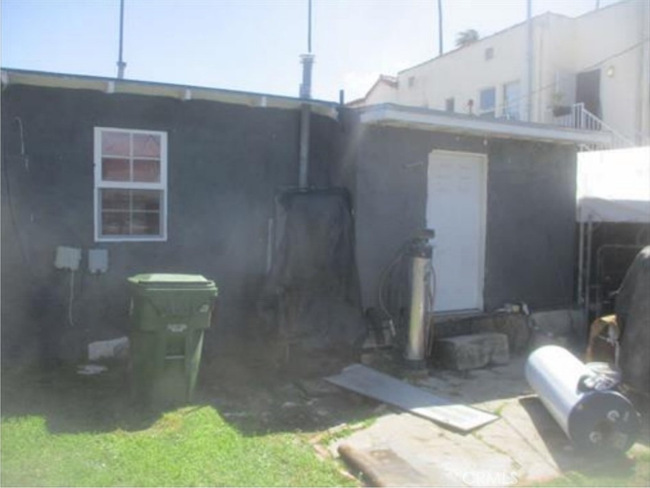1521 S Cloverdale