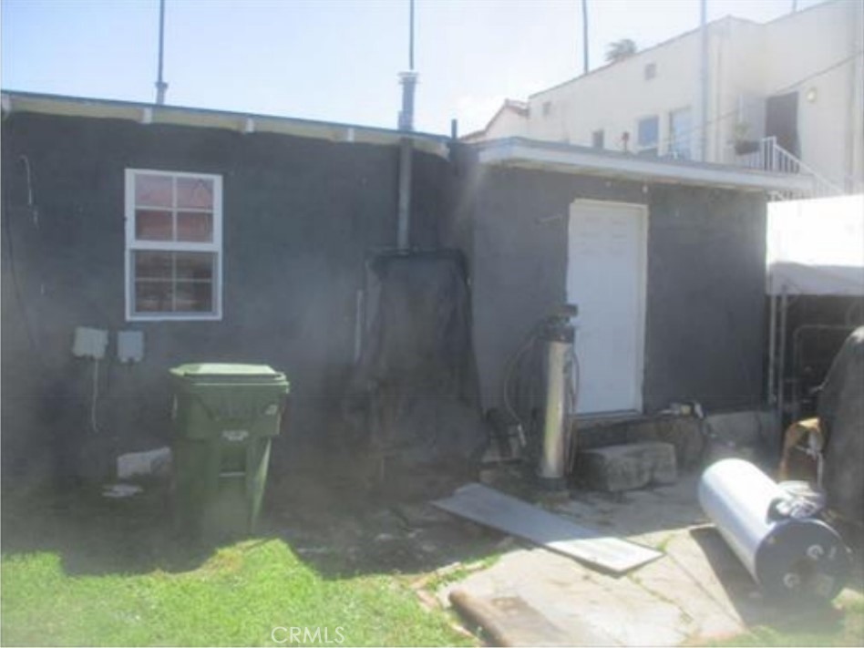 1521 S Cloverdale