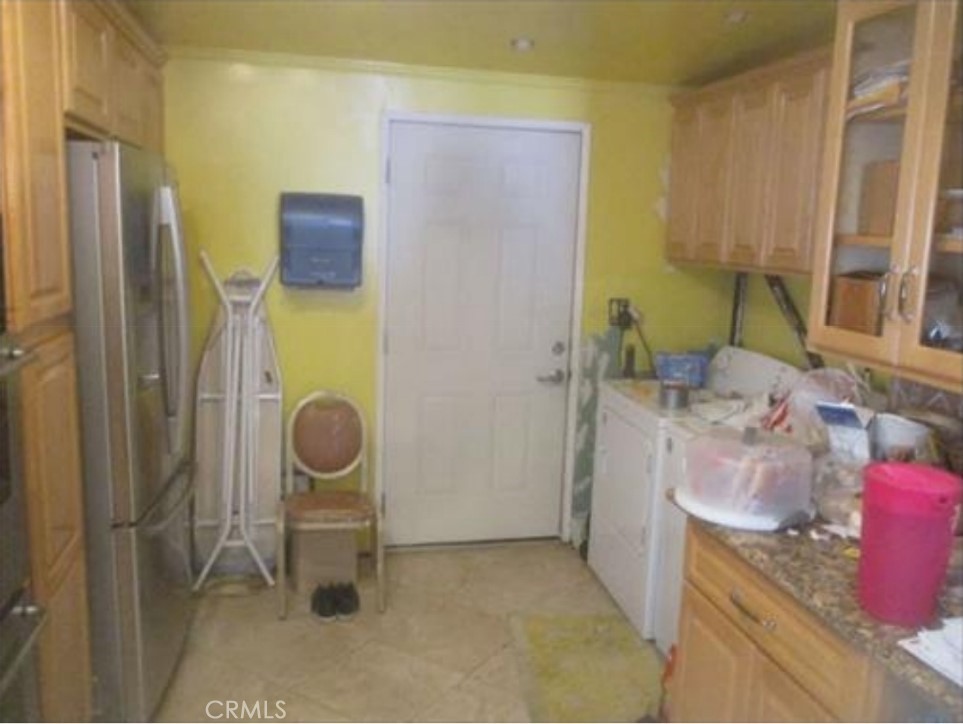 1521 S Cloverdale