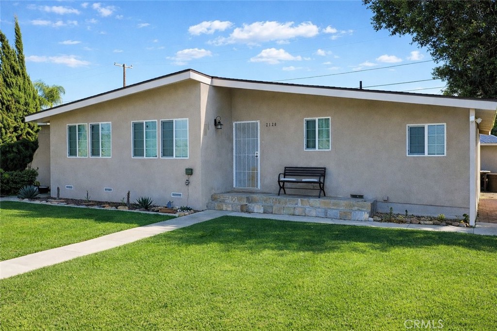 2126 E Center