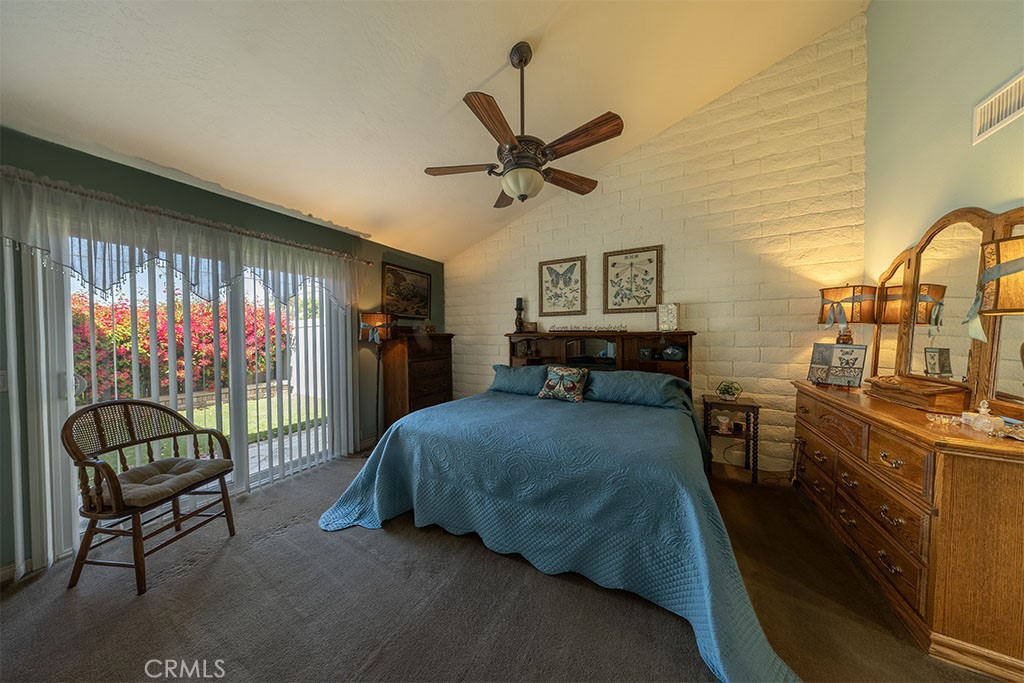 2921 Persimmon