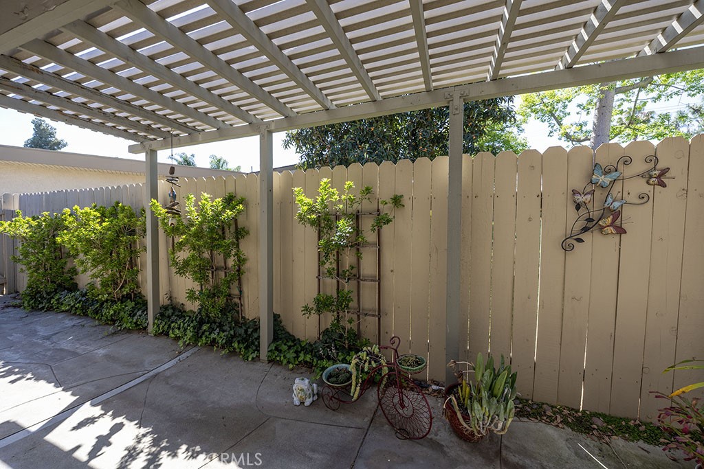 2921 Persimmon