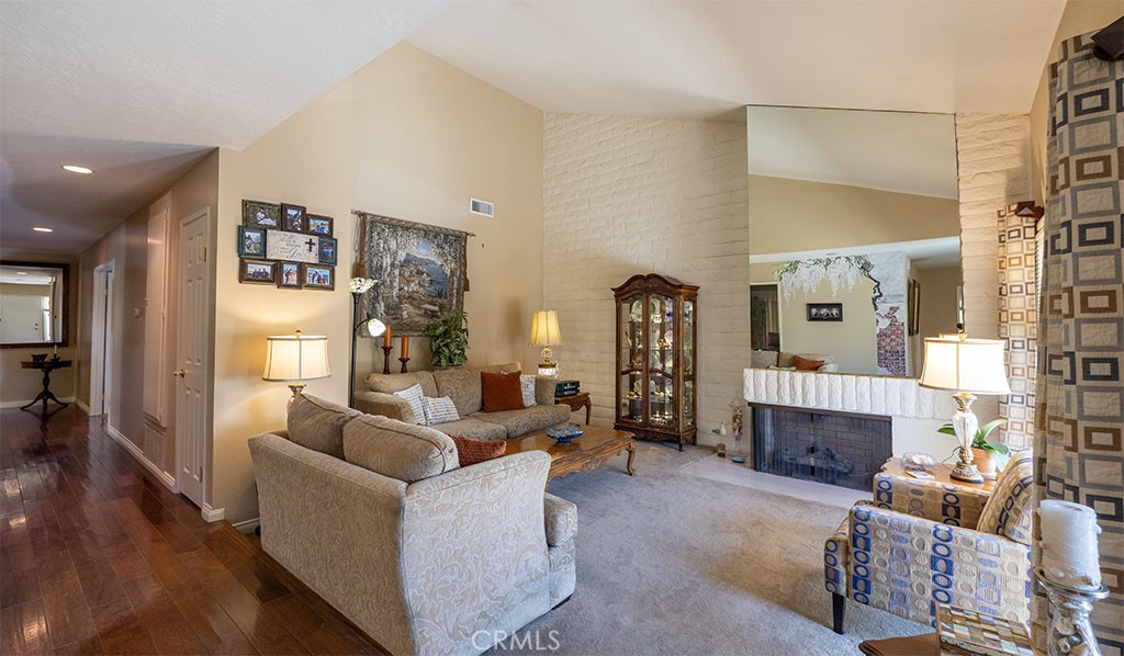 2921 Persimmon