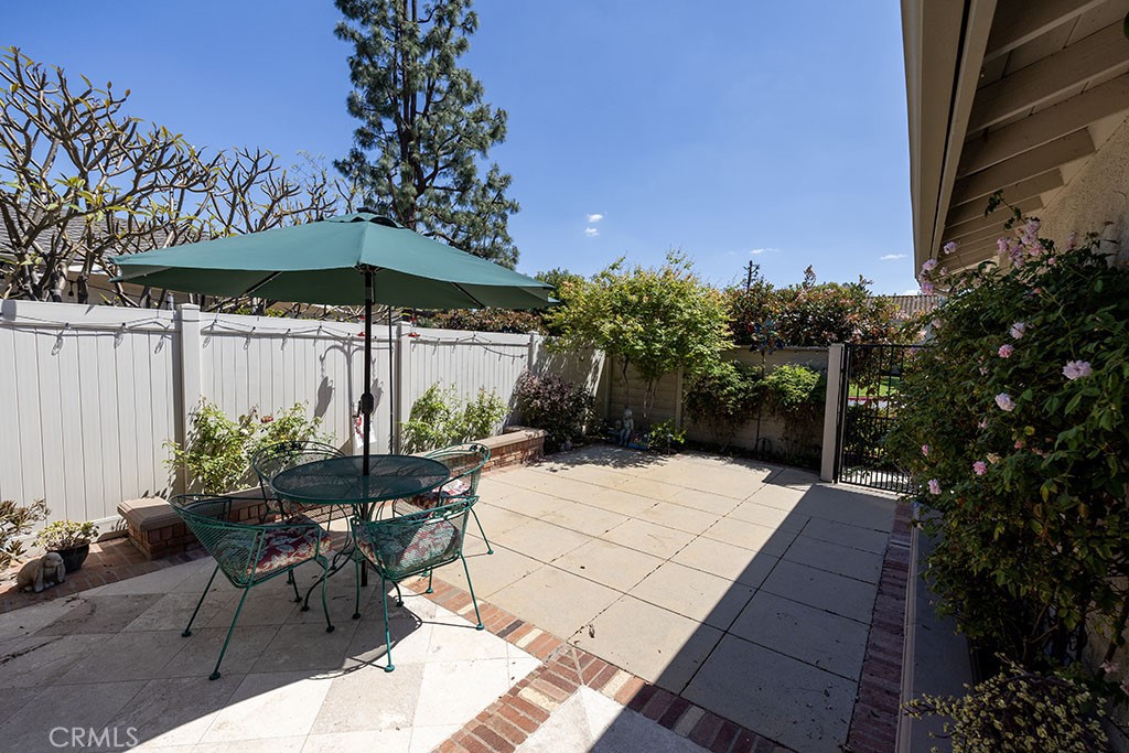 2921 Persimmon