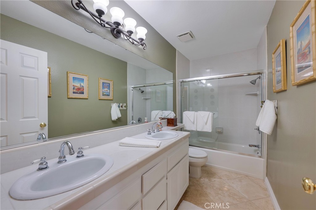 2724 Torrey Pine