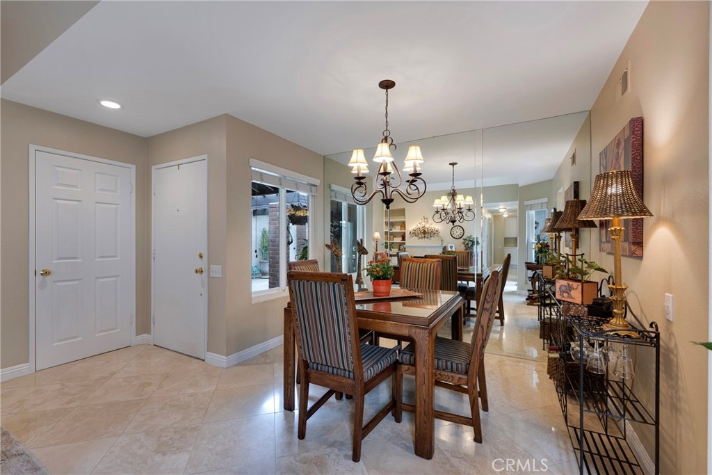 2724 Torrey Pine