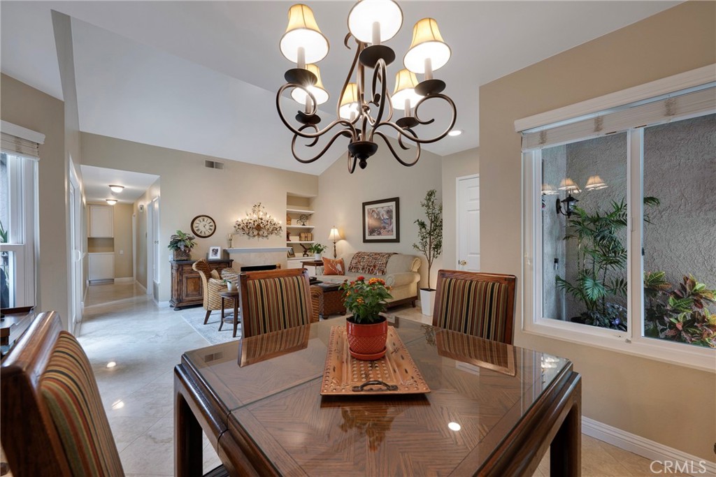 2724 Torrey Pine