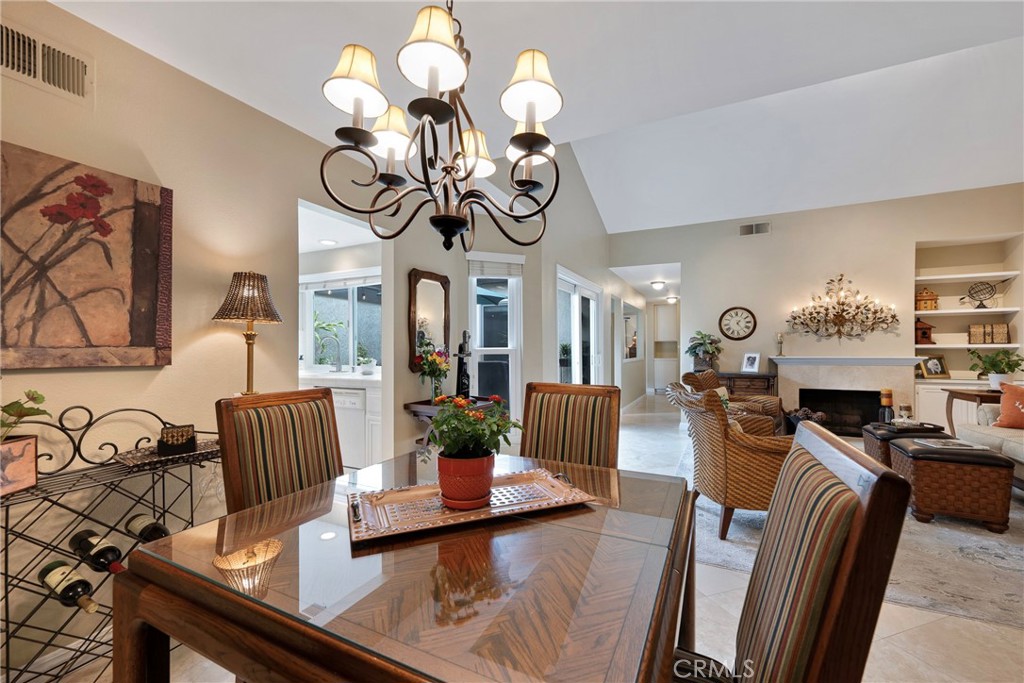 2724 Torrey Pine