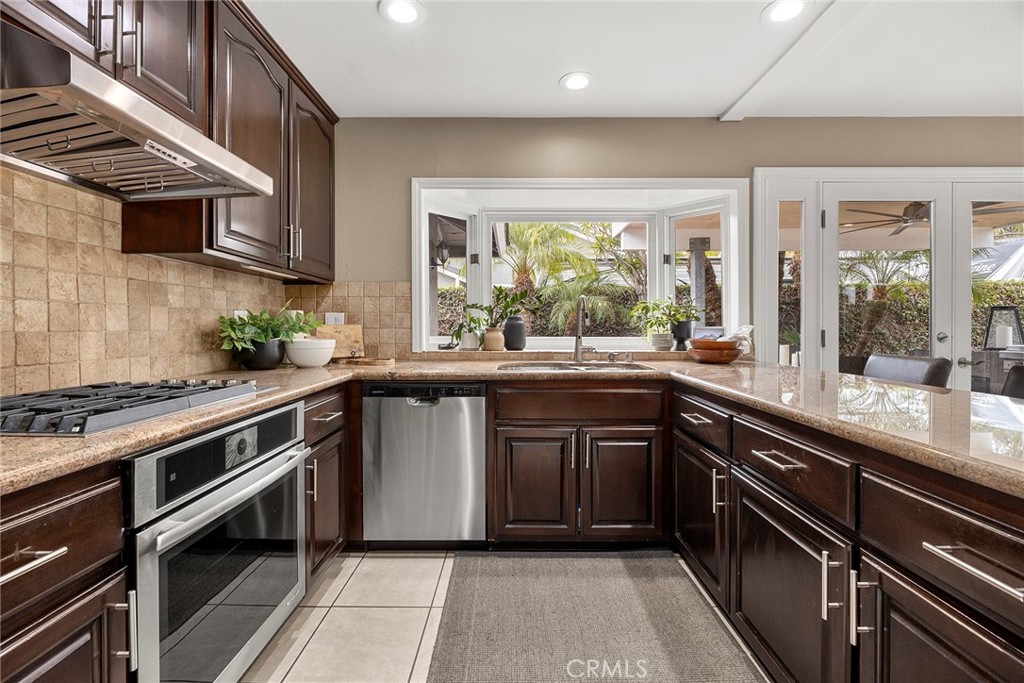 4971 Oak Tree Court