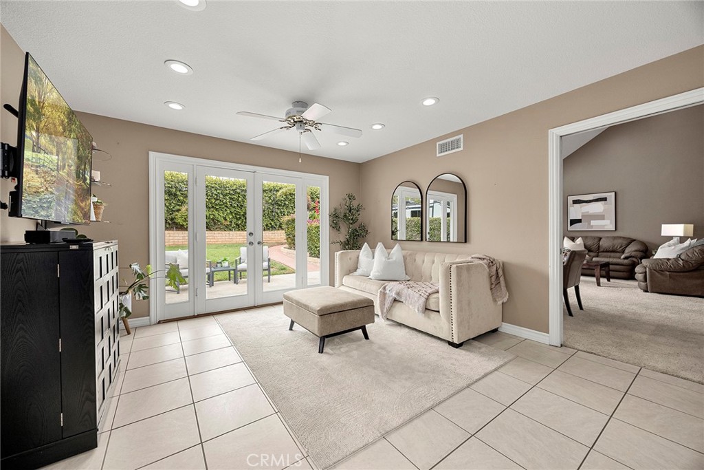 4971 Oak Tree Court