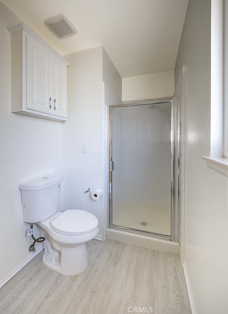1854 W Skywood