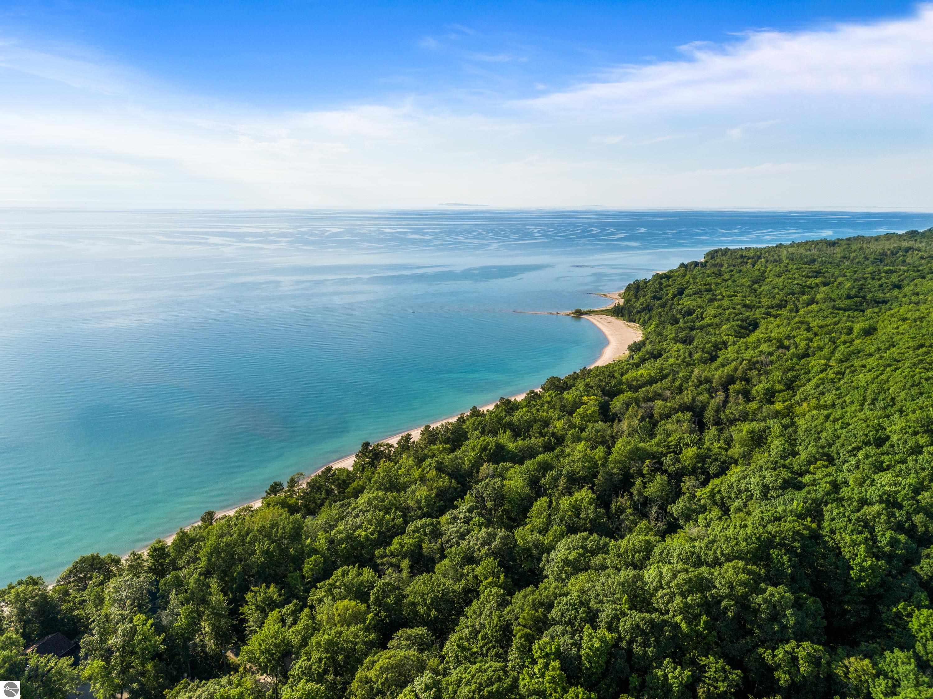 8417 N Gills Pier Road