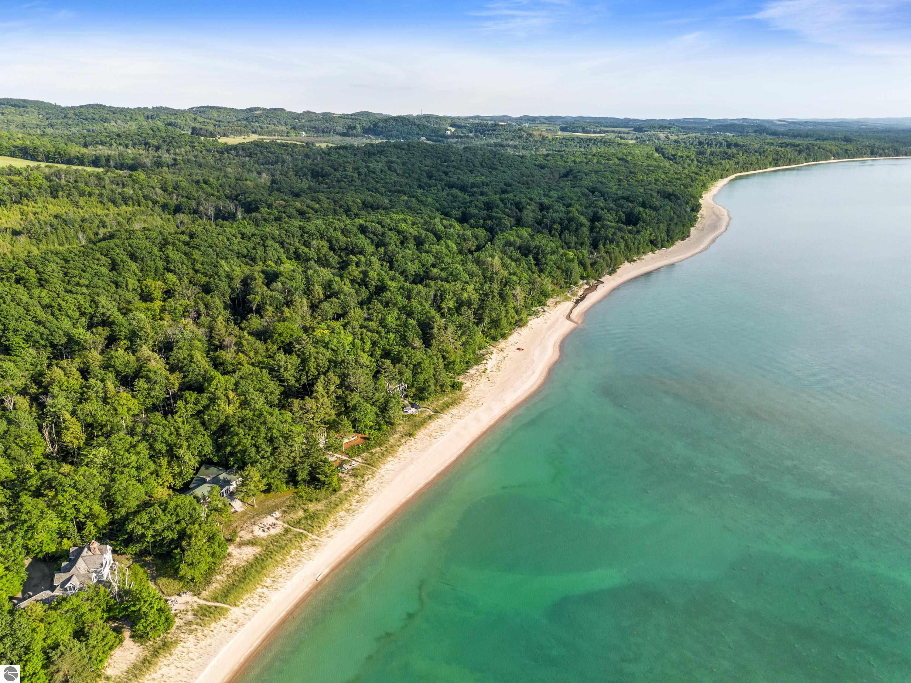 8417 N Gills Pier Road