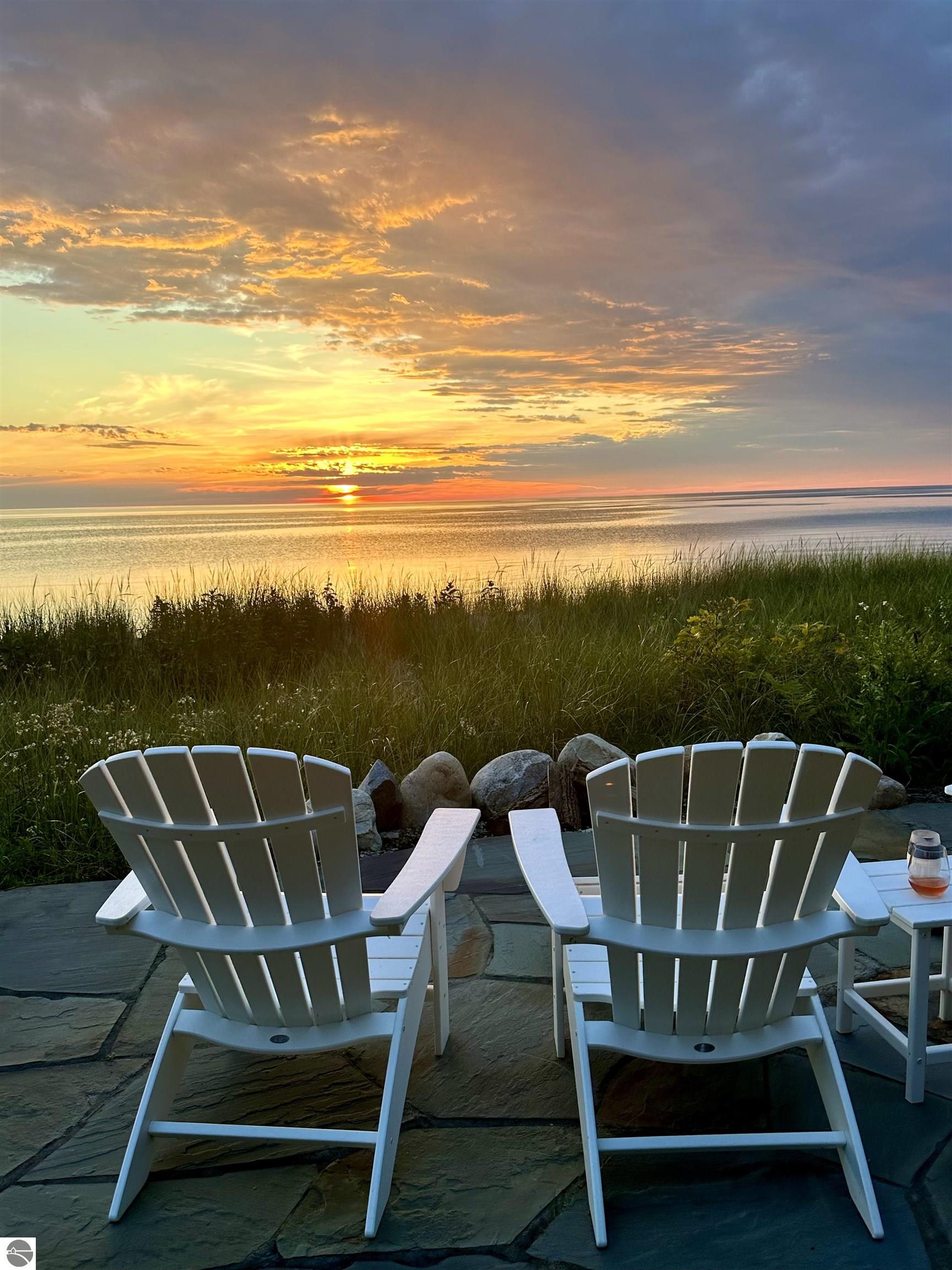 8417 N Gills Pier Road