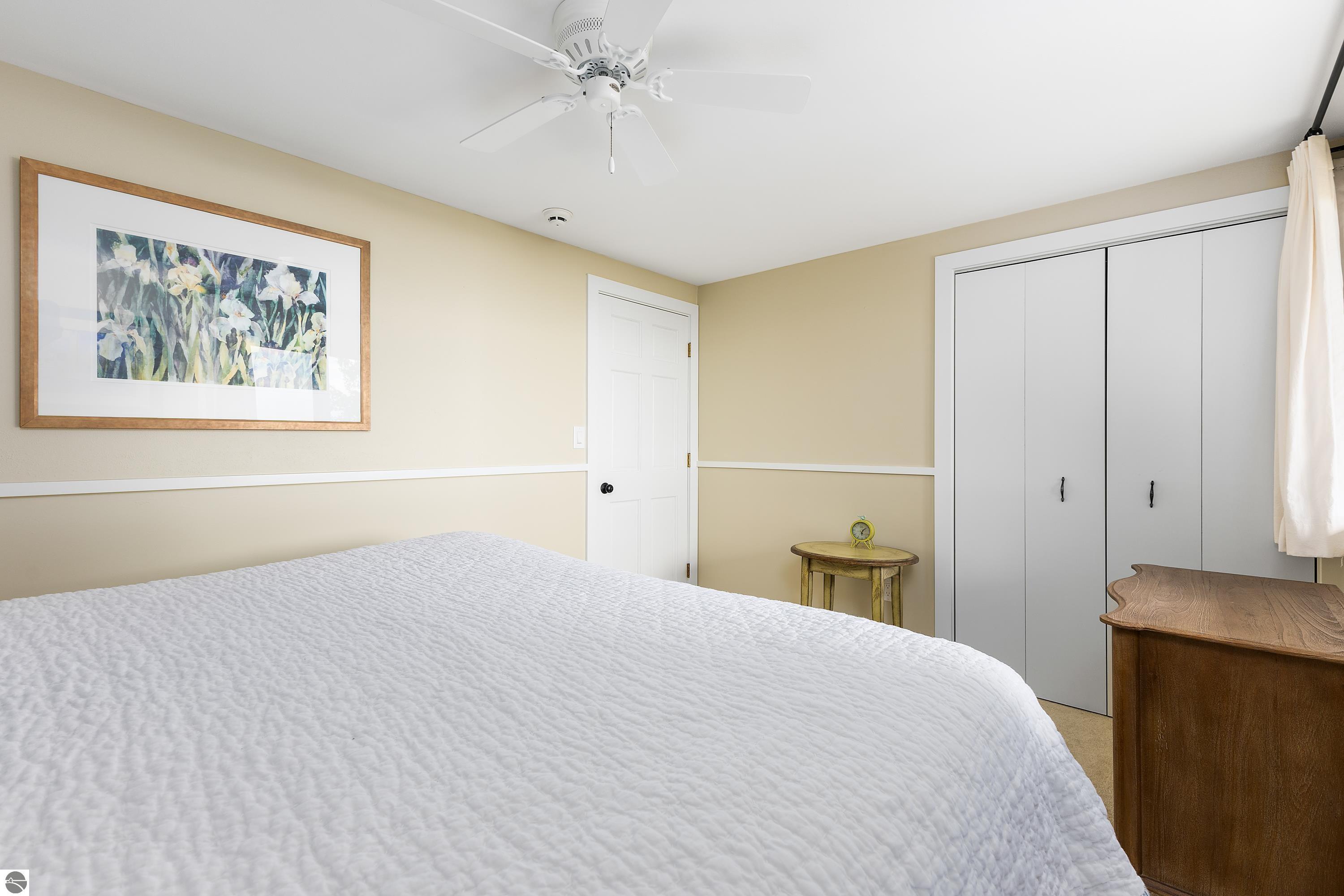 8417 N Gills Pier Road