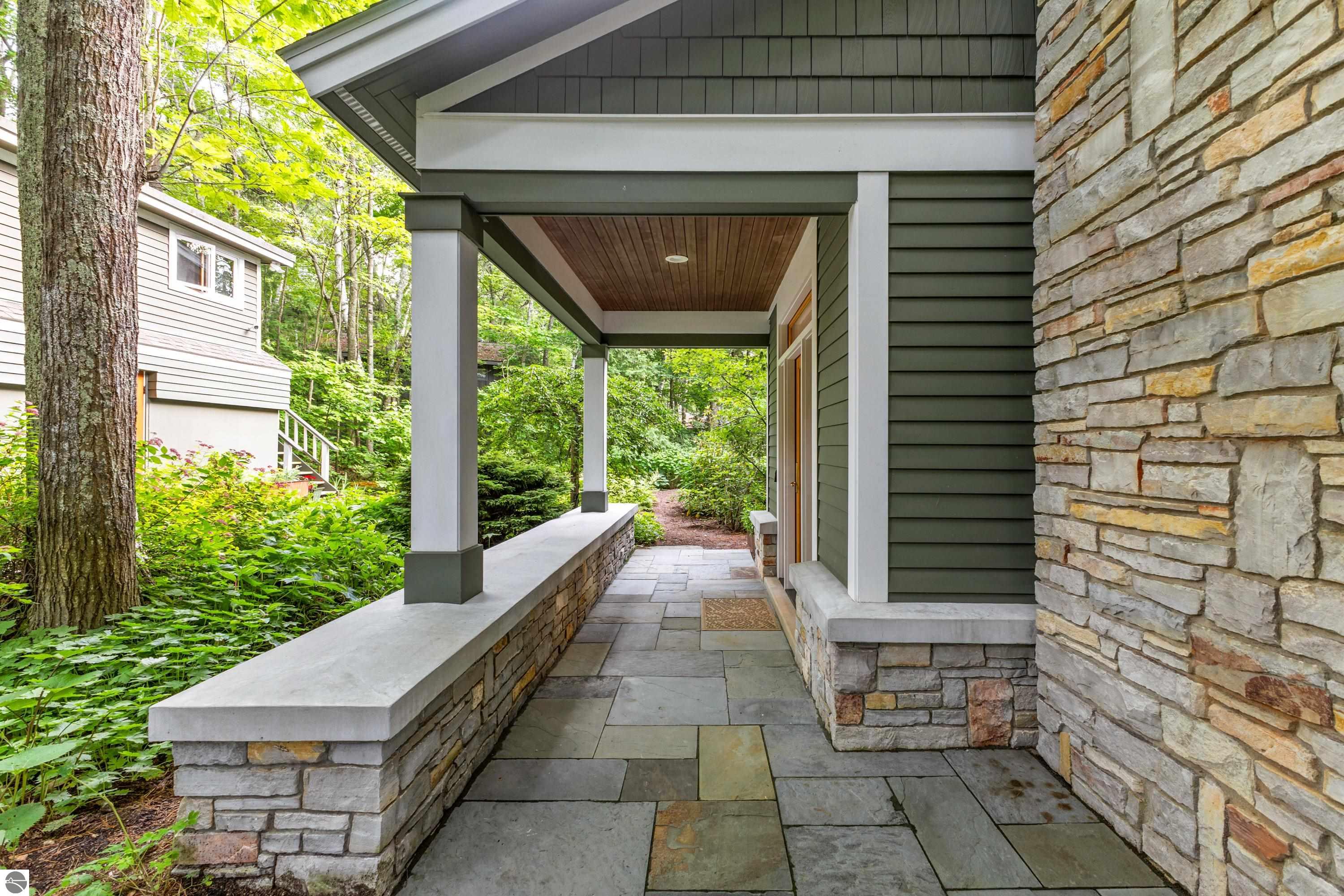 8417 N Gills Pier Road