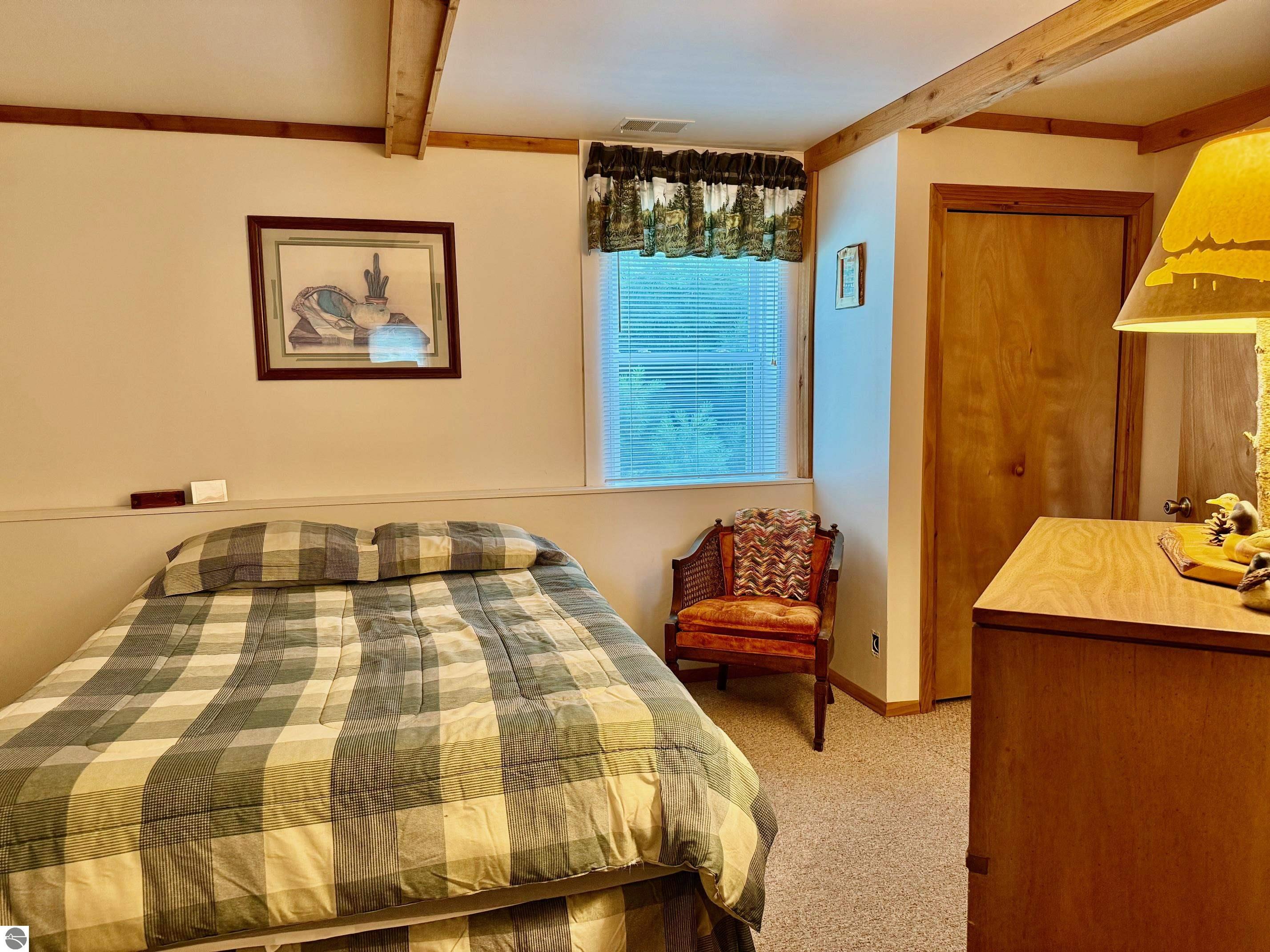 7278 Glovers Lake Road