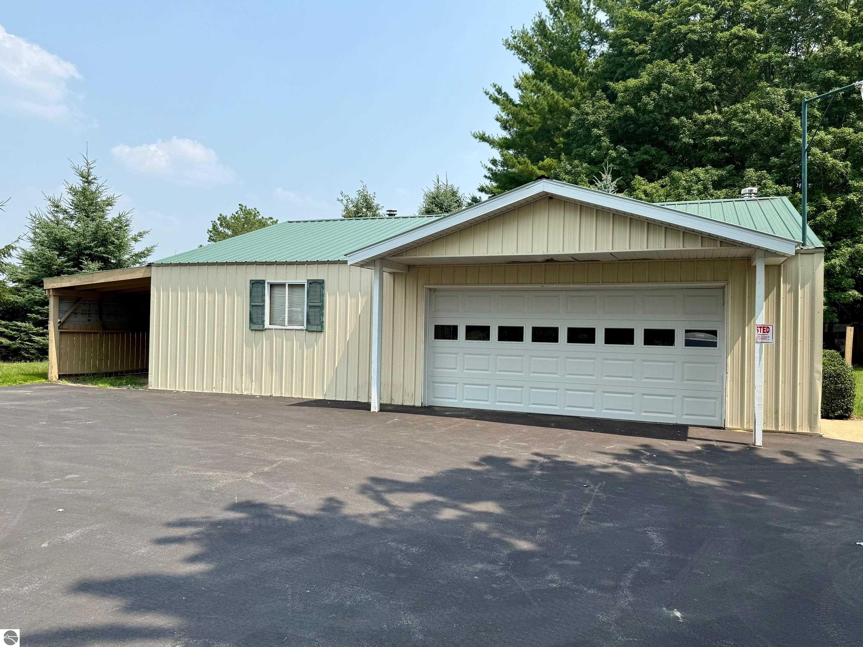 7278 Glovers Lake Road