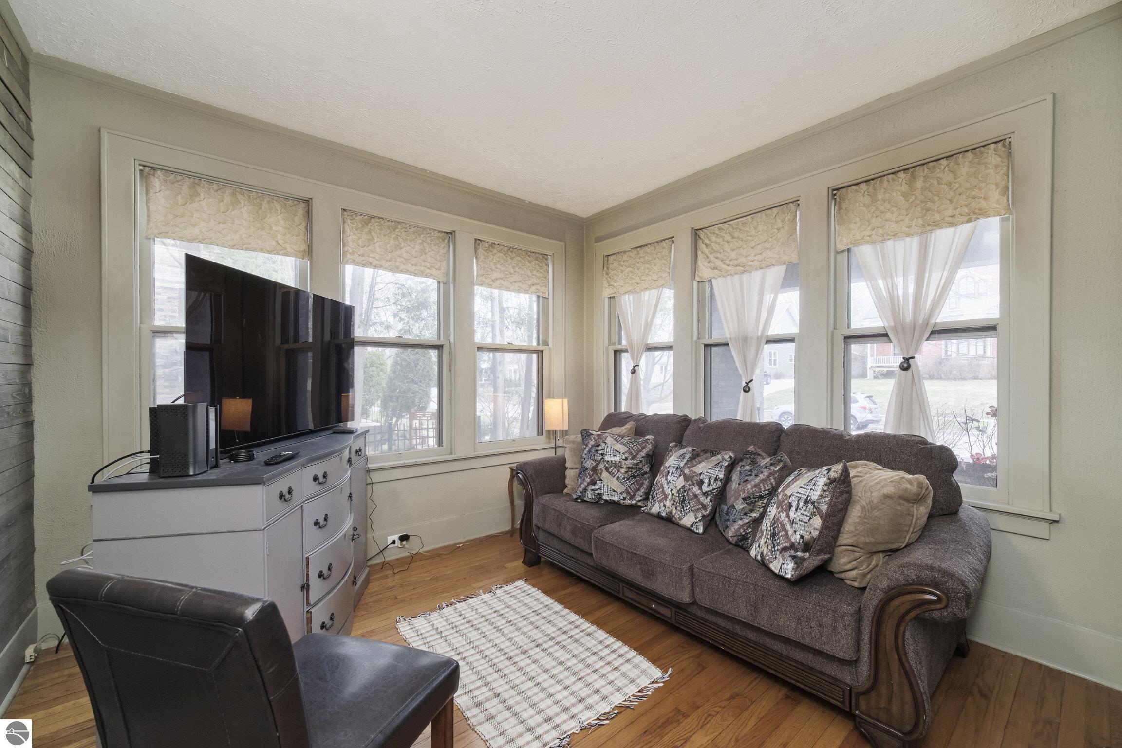 418 5th Street