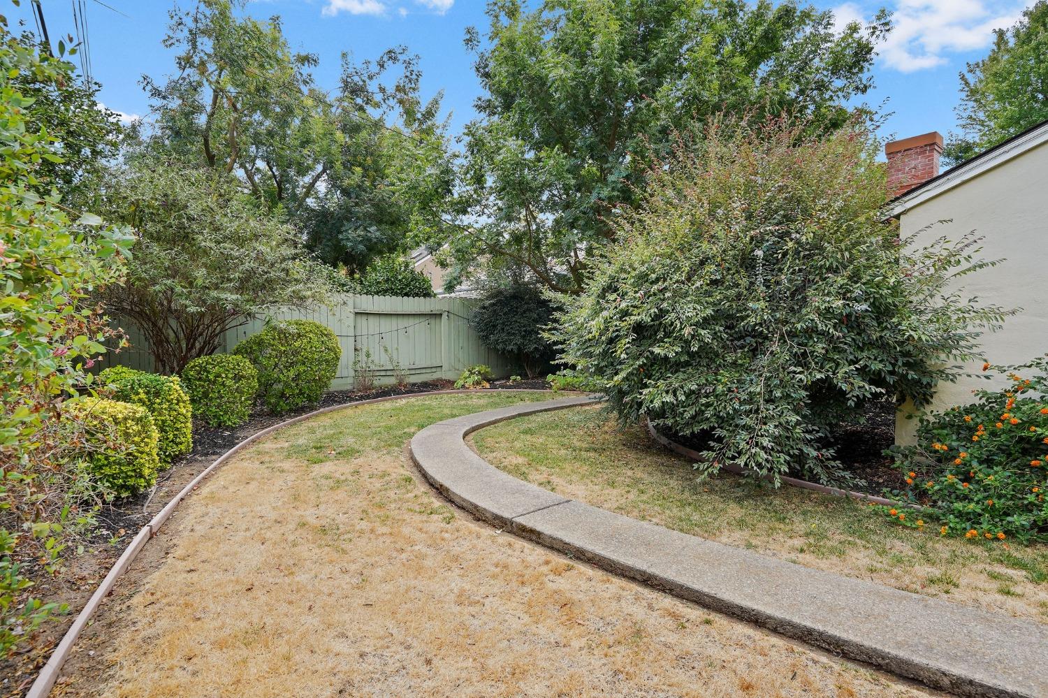 215 San Antonio Way