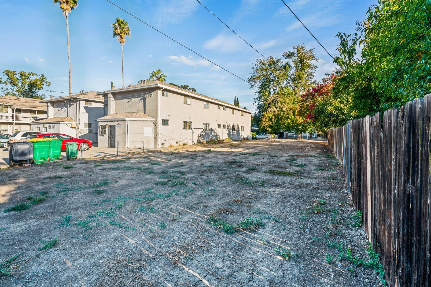 3242 X Street