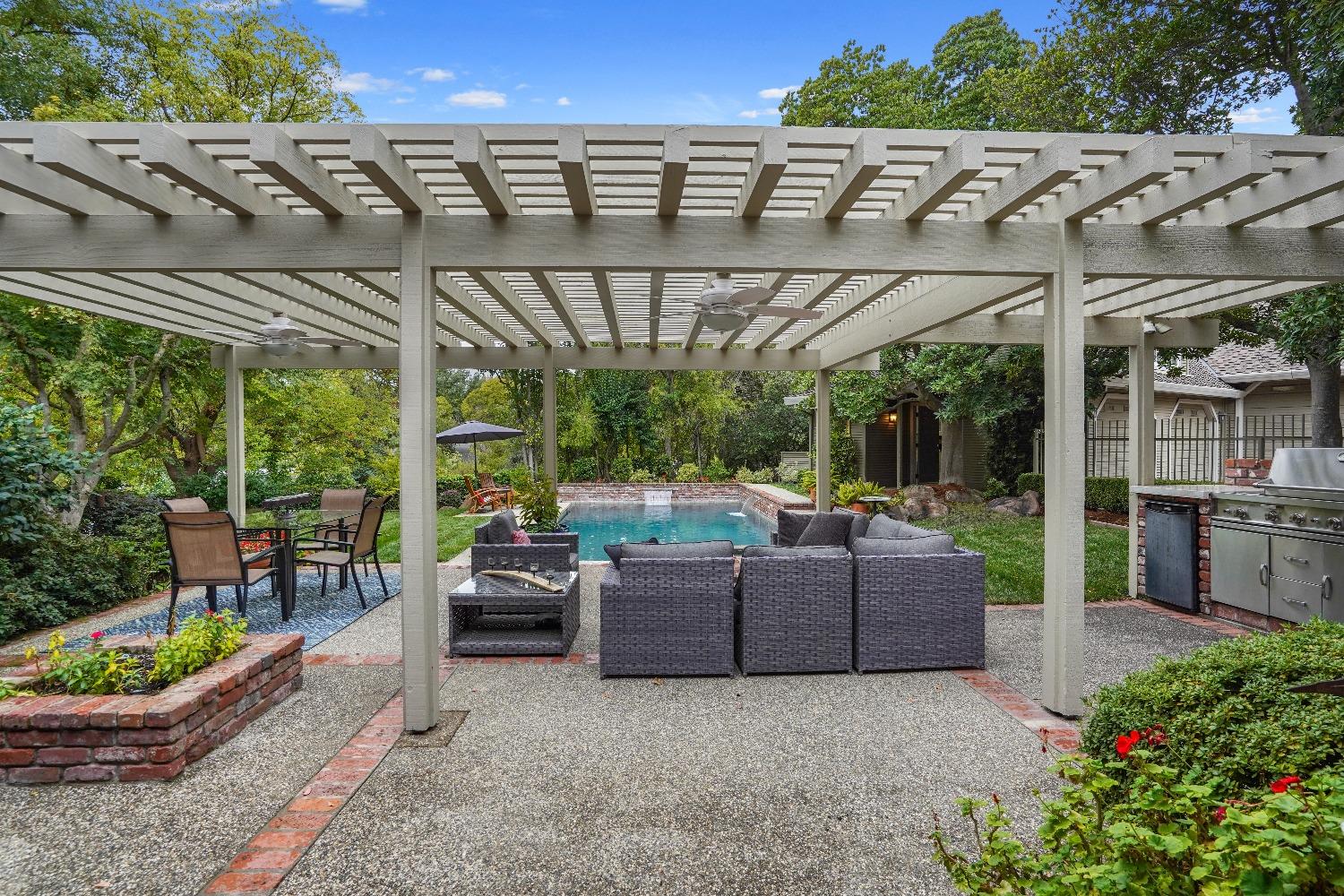 8655 Winding Way