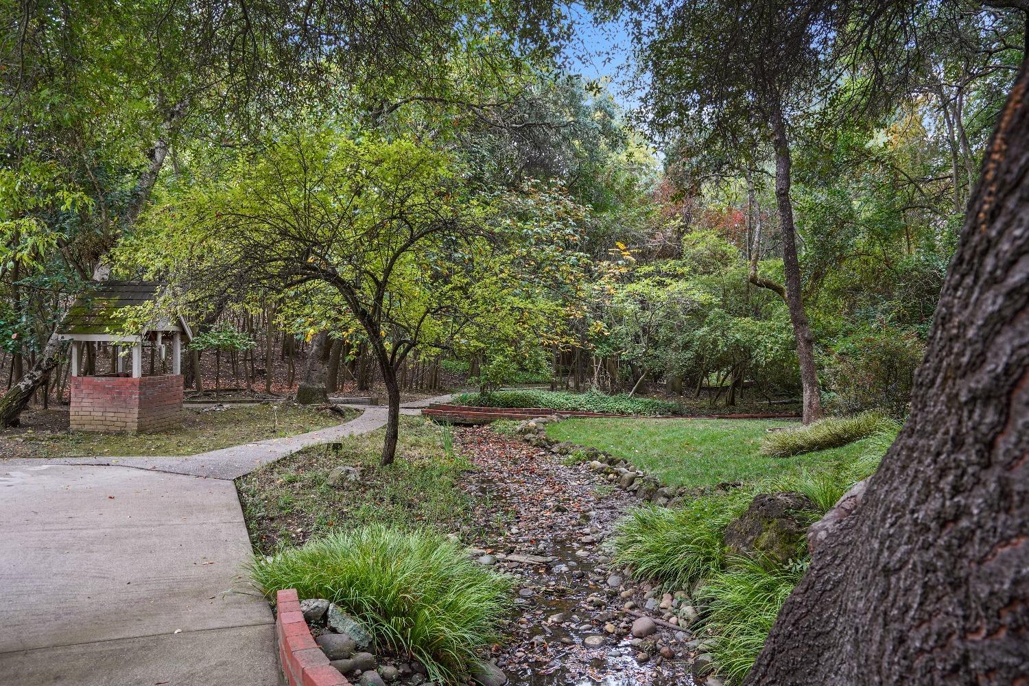 8655 Winding Way