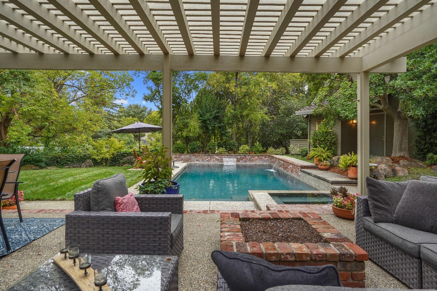 8655 Winding Way