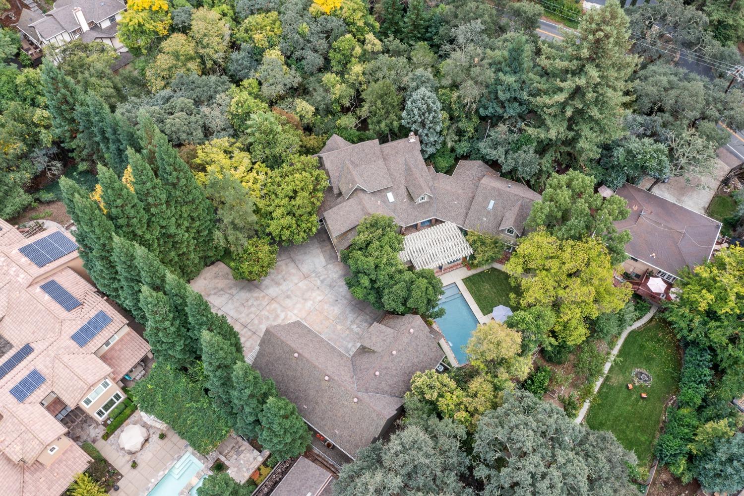 8655 Winding Way