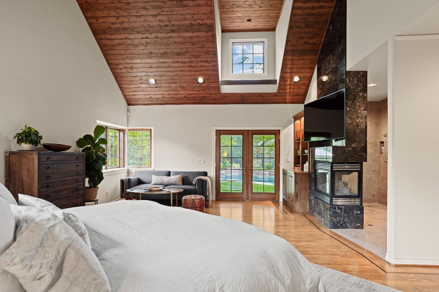 8655 Winding Way