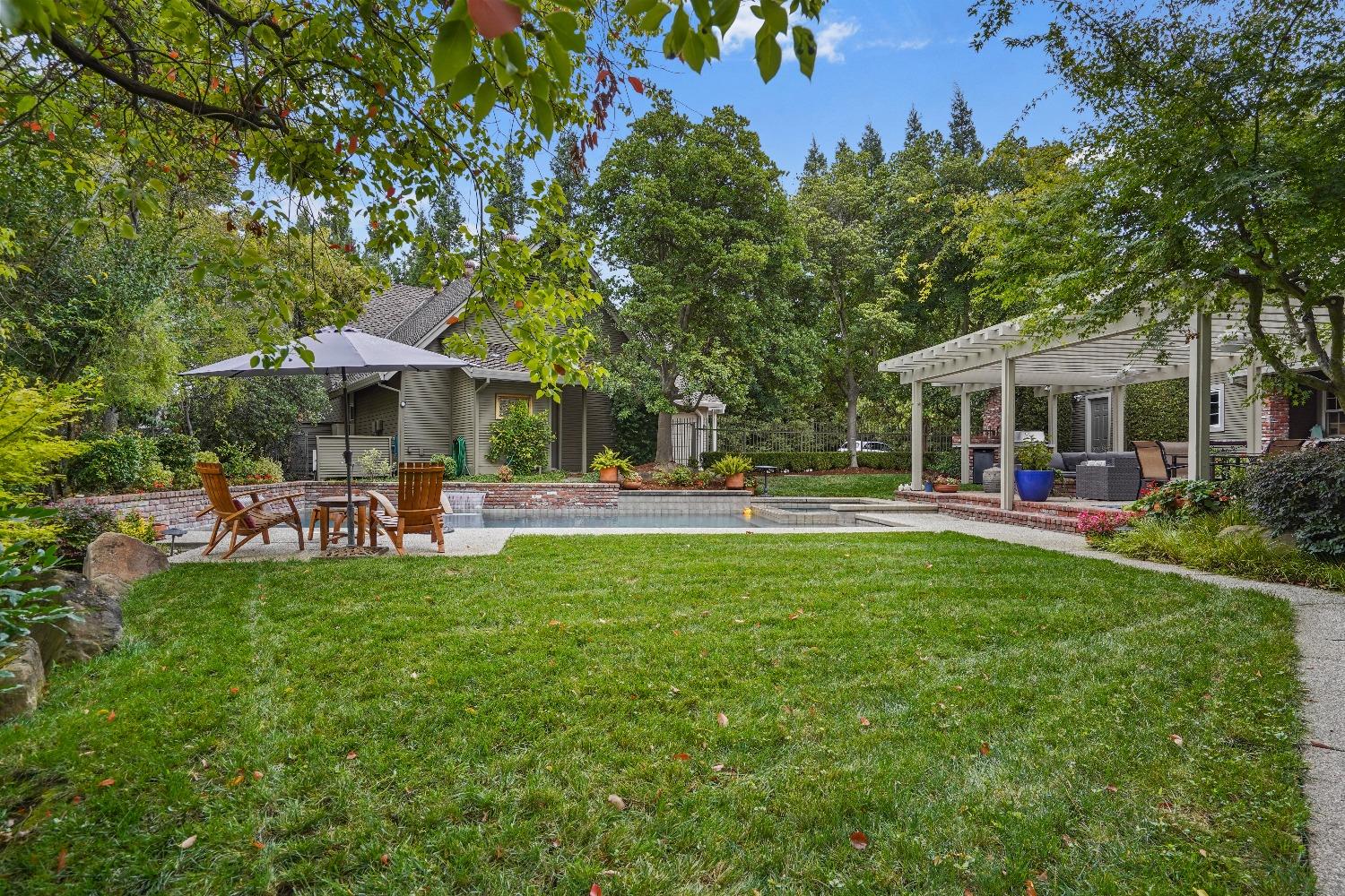 8655 Winding Way