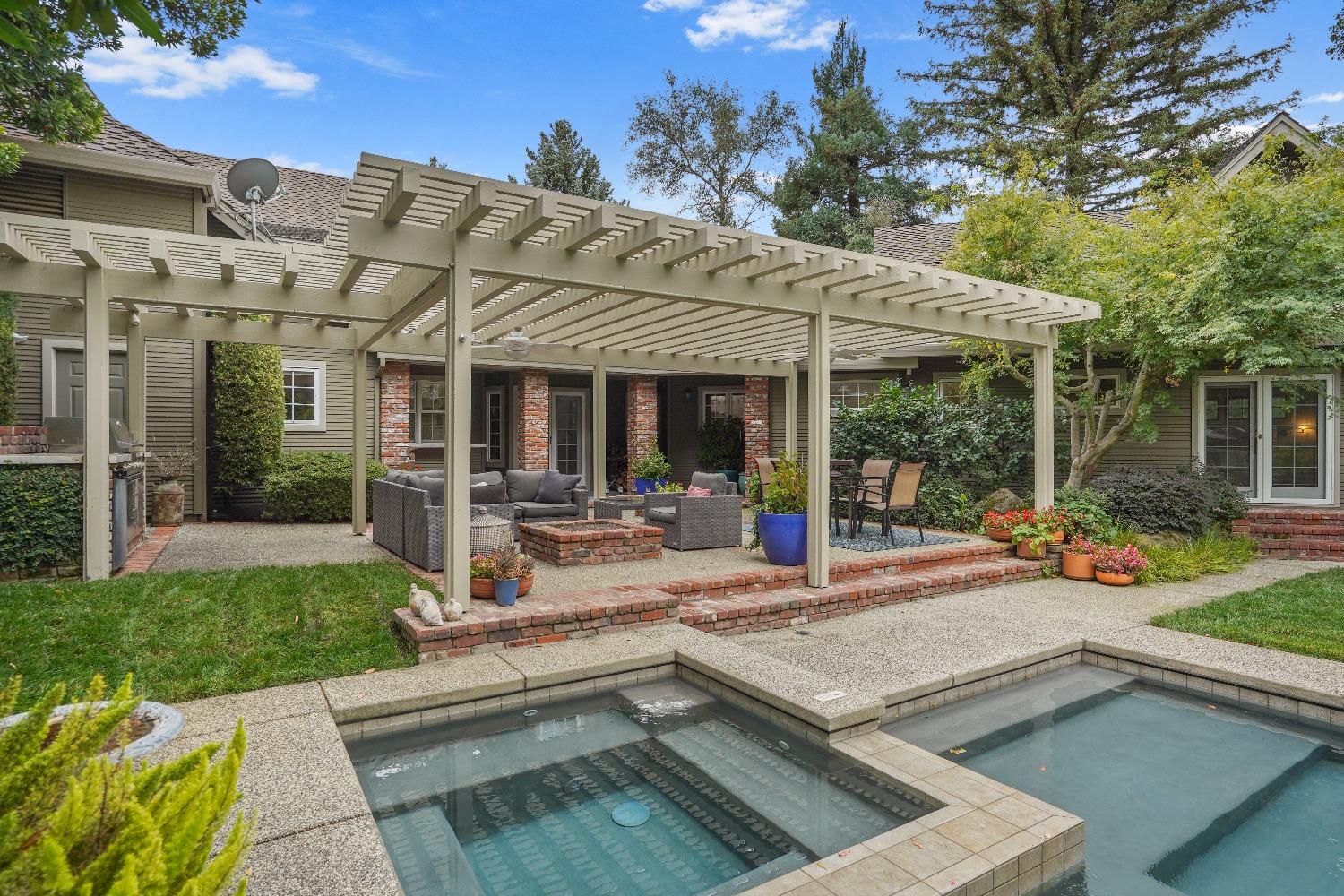 8655 Winding Way