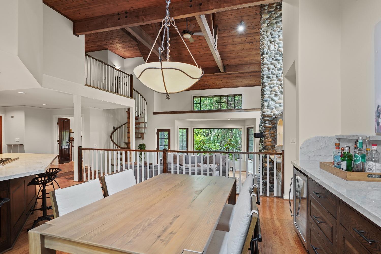 8655 Winding Way
