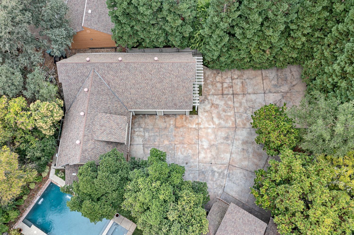 8655 Winding Way