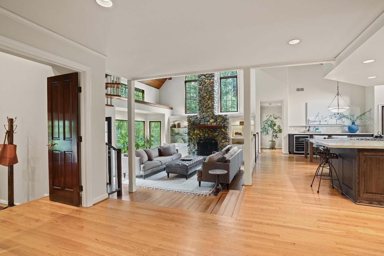8655 Winding Way