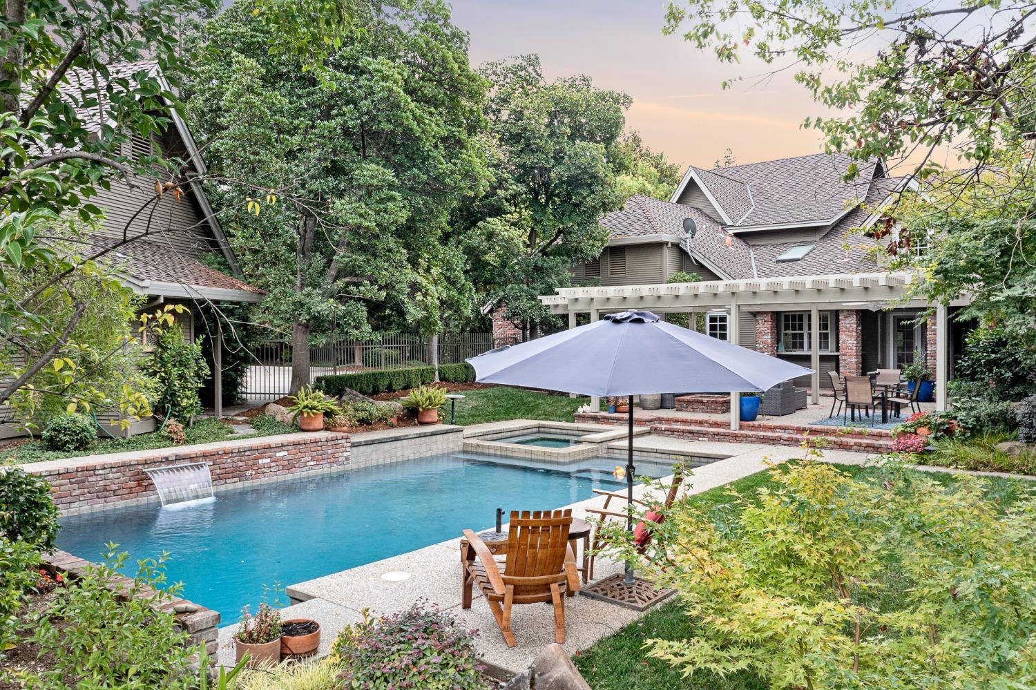 8655 Winding Way