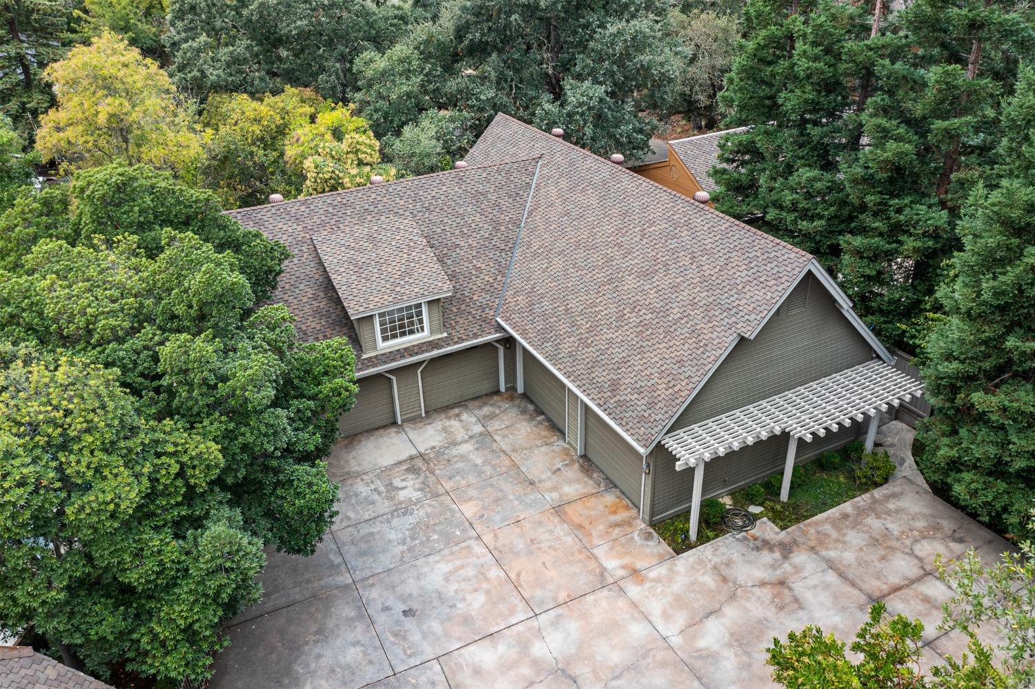 8655 Winding Way