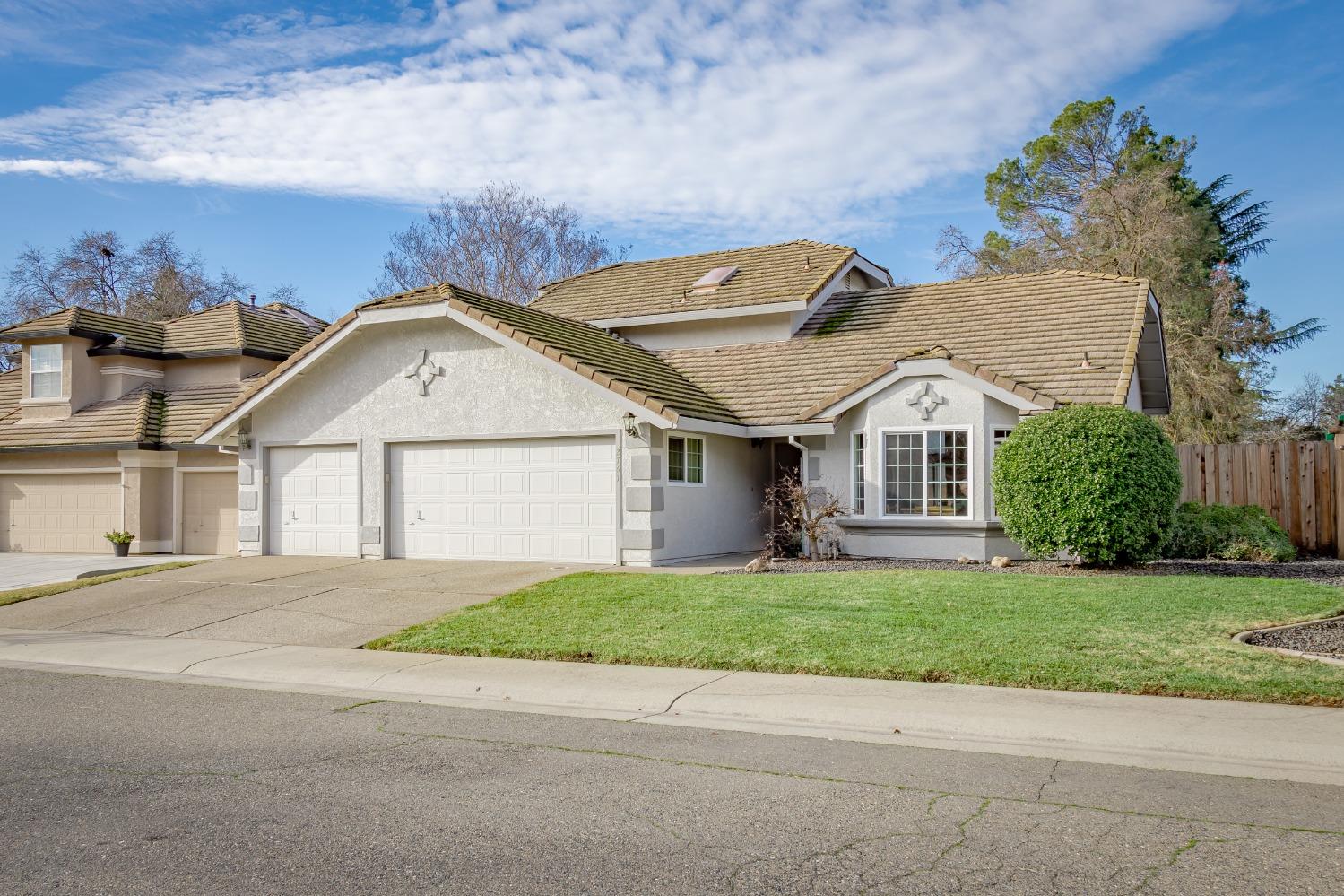 2761 Julie Ann Court