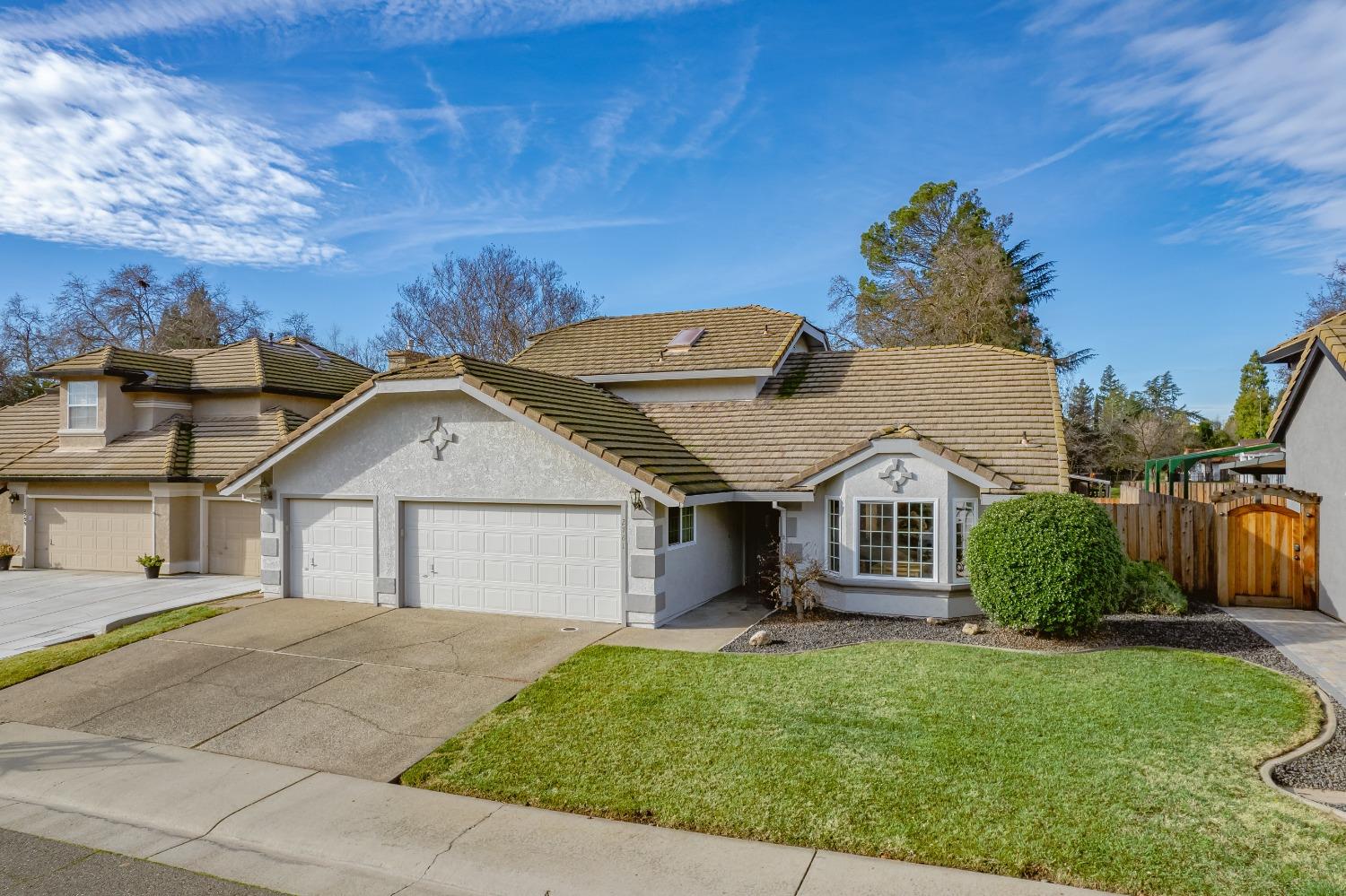 2761 Julie Ann Court