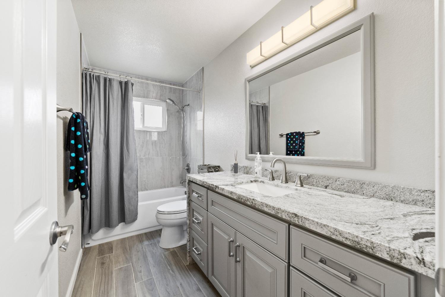 2761 Julie Ann Court