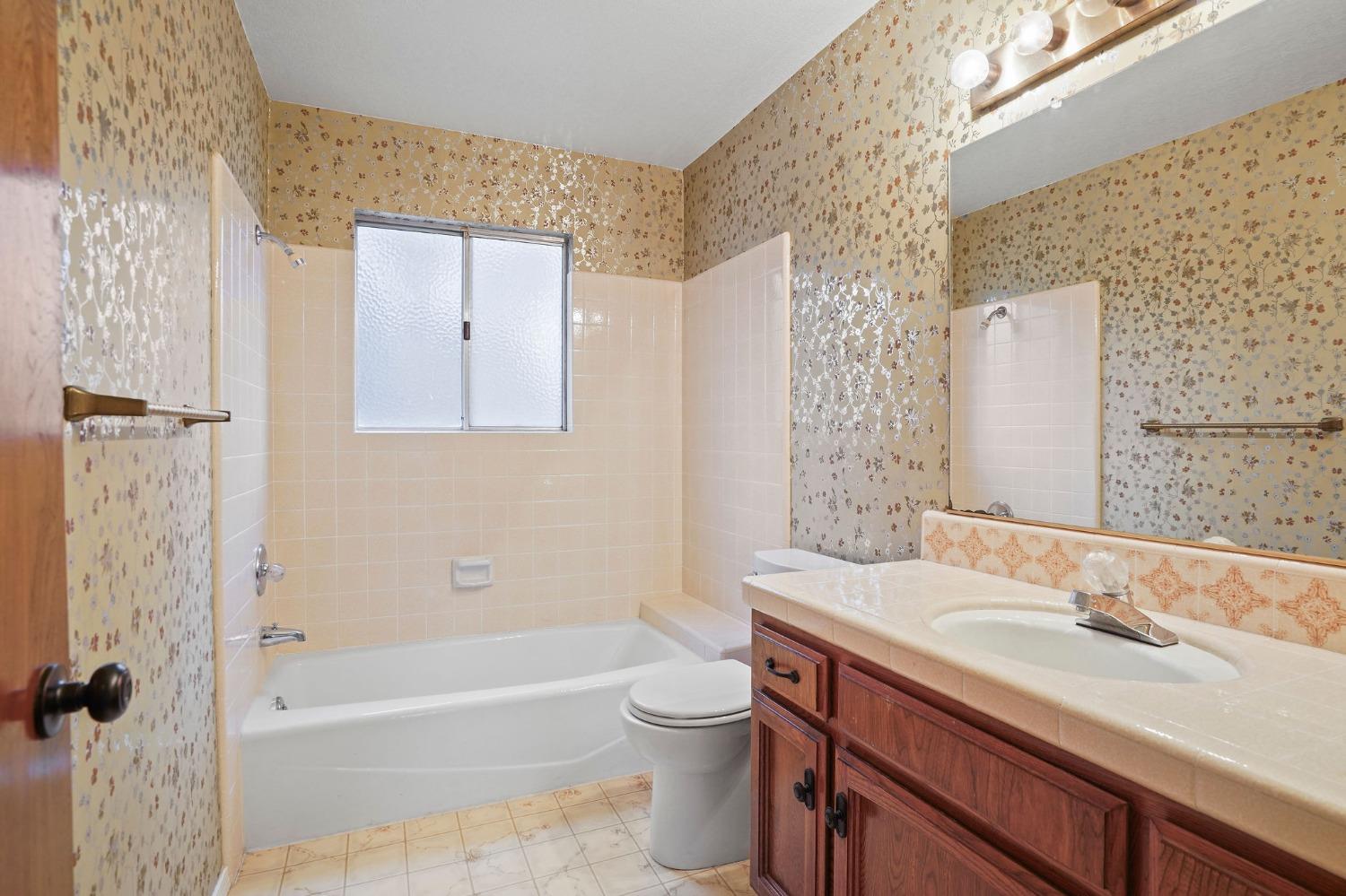 246 River Acres Drive Dr