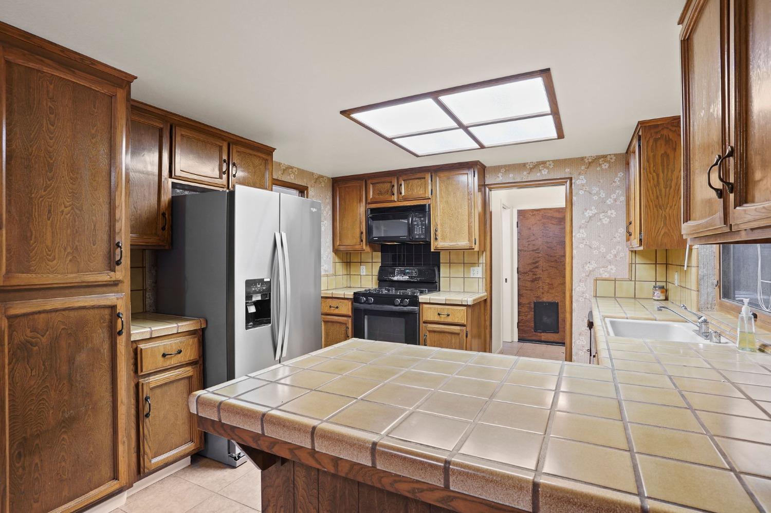 246 River Acres Drive Dr